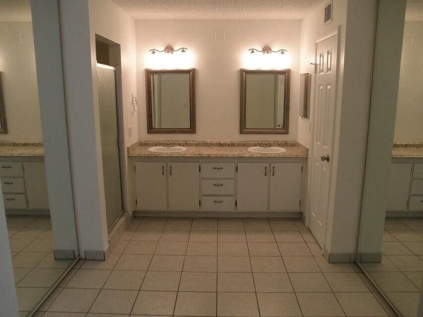 For Rent: $2,200 (3 beds, 2 baths, 1540 Square Feet)