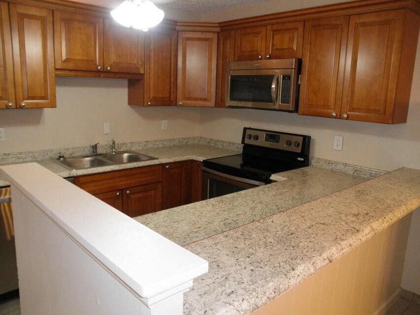 For Rent: $2,200 (3 beds, 2 baths, 1540 Square Feet)