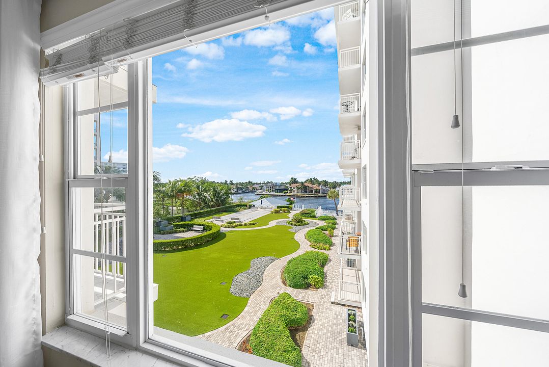 待售: $579,000 (2 贝兹, 2 浴室, 1102 平方英尺)