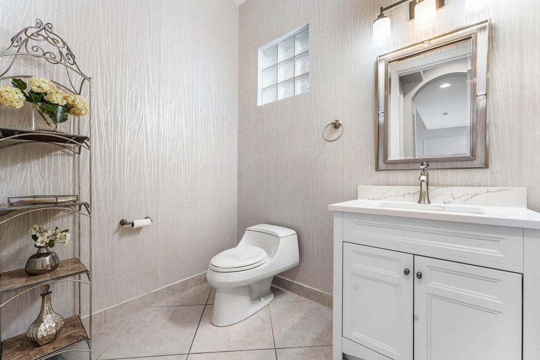 En Venta: $1,375,000 (4 camas, 4 baños, 4251 Pies cuadrados)