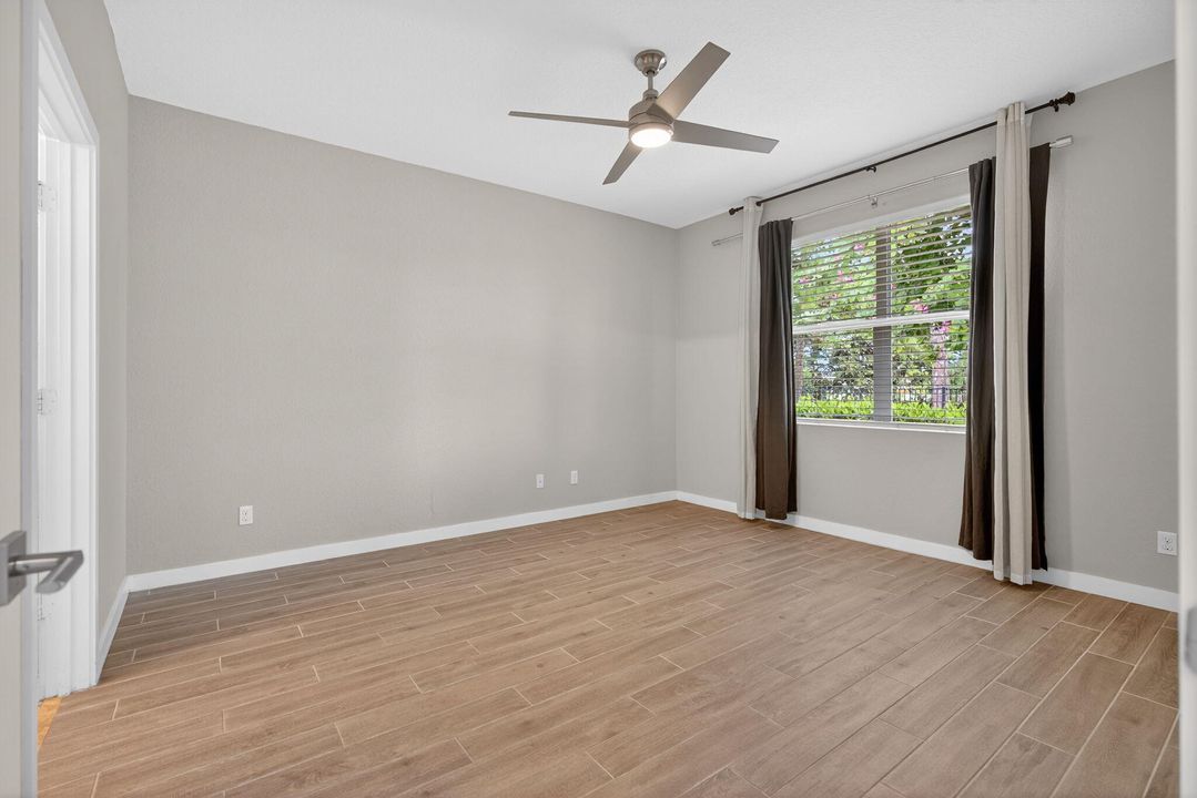 For Sale: $570,000 (2 beds, 2 baths, 1500 Square Feet)