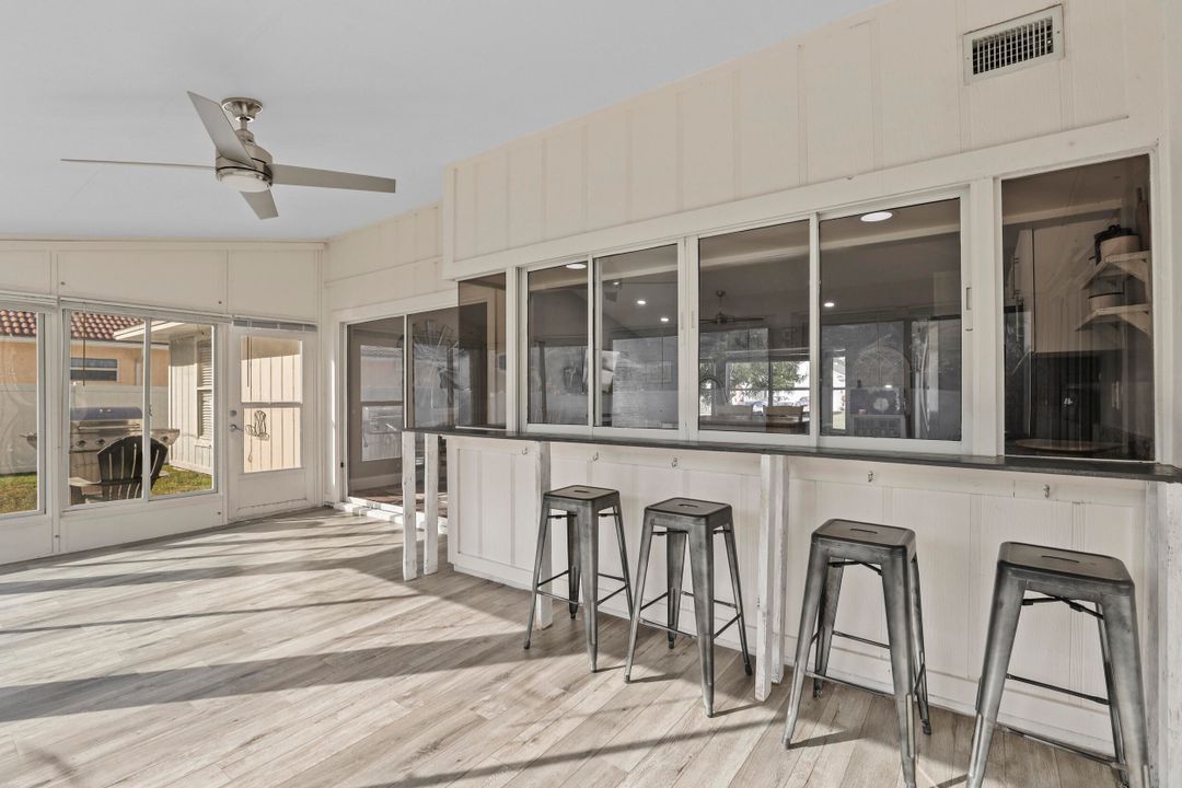 For Sale: $349,000 (3 beds, 2 baths, 1320 Square Feet)