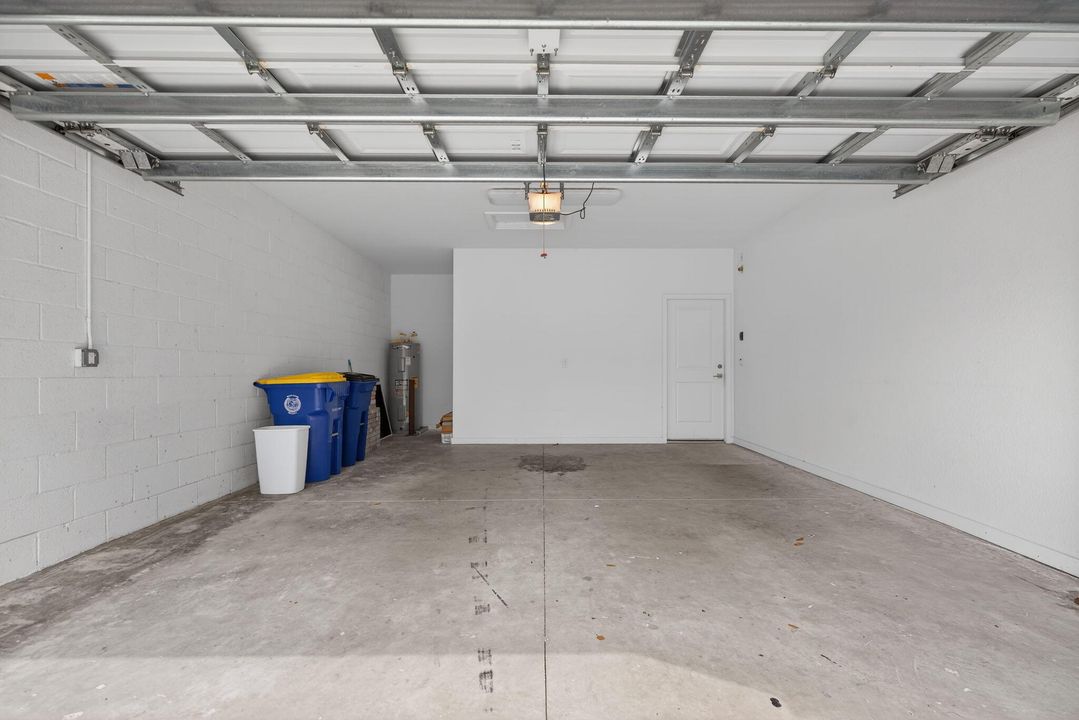 For Sale: $570,000 (2 beds, 2 baths, 1500 Square Feet)