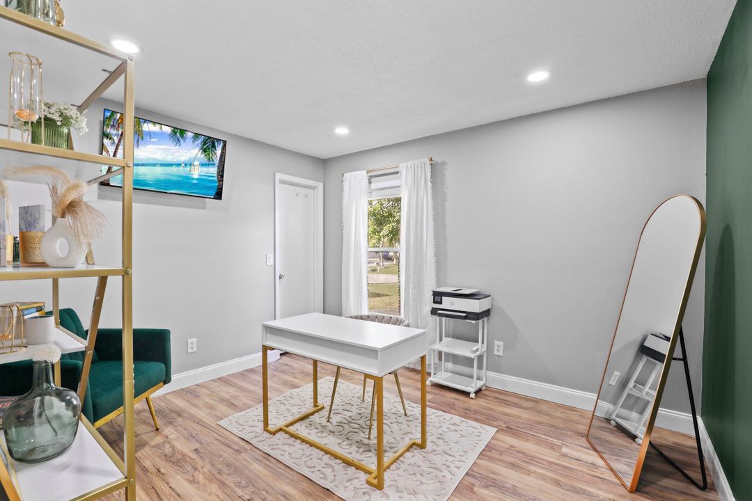 For Sale: $349,000 (3 beds, 2 baths, 1320 Square Feet)