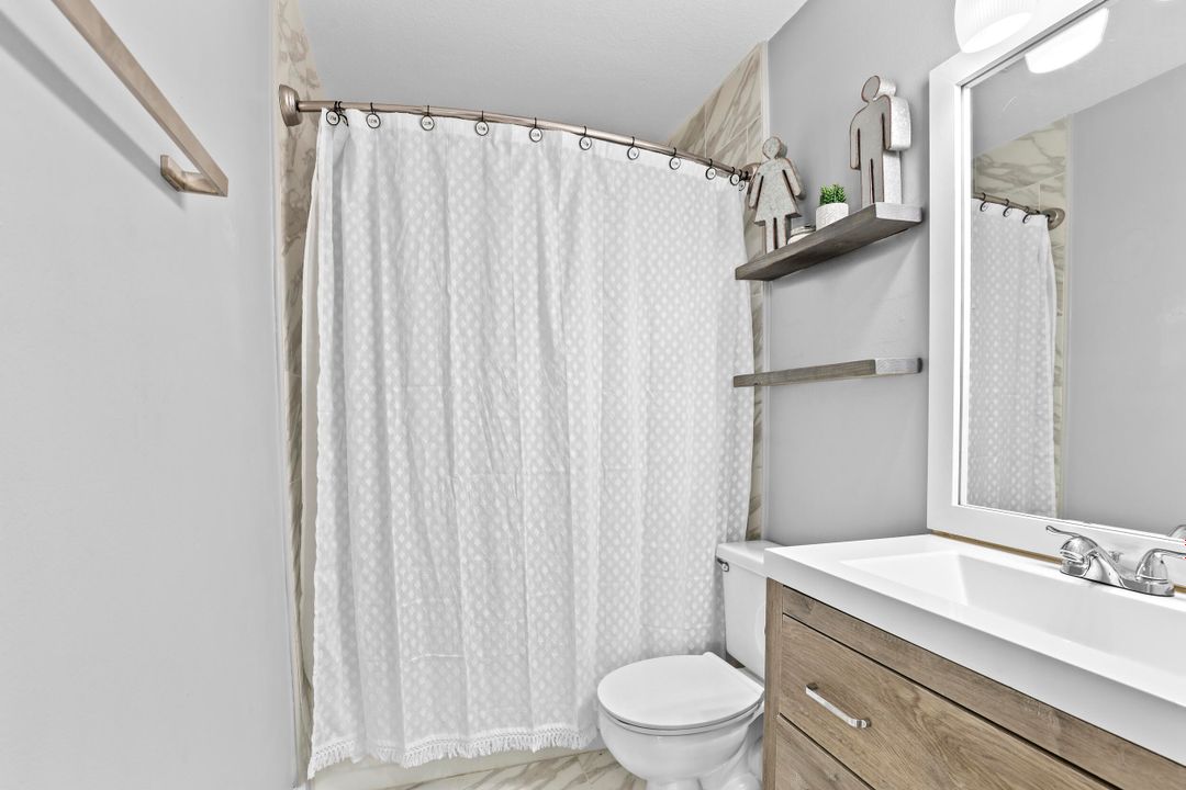 For Sale: $349,000 (3 beds, 2 baths, 1320 Square Feet)