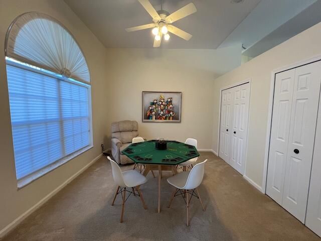 出租: $6,250 (3 贝兹, 2 浴室, 2397 平方英尺)