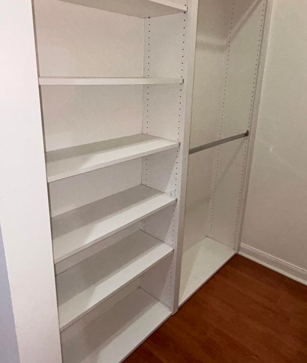 En Venta: $819,900 (4 camas, 3 baños, 2499 Pies cuadrados)