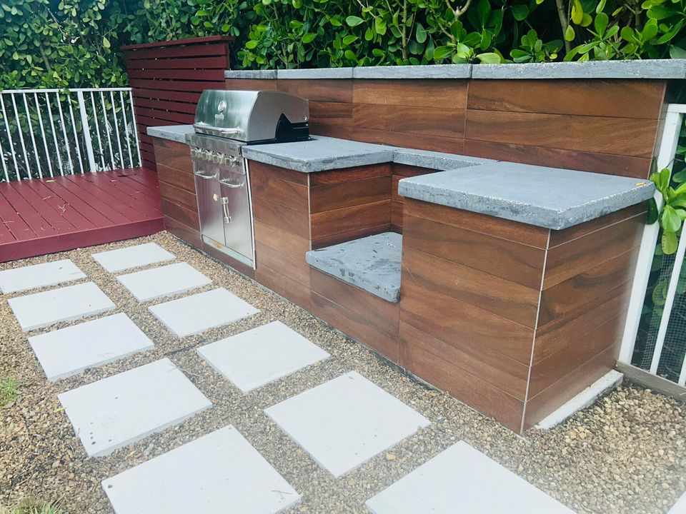 En Venta: $819,900 (4 camas, 3 baños, 2499 Pies cuadrados)