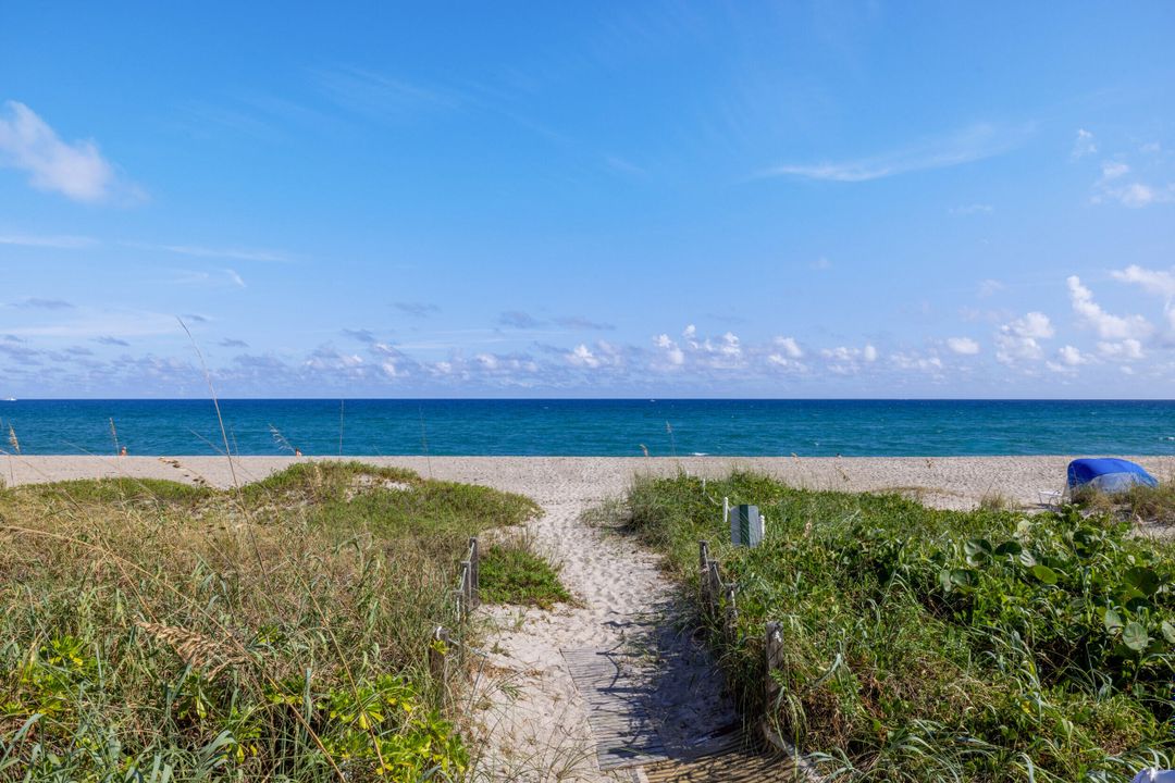 For Sale: $1,350,000 (2 beds, 2 baths, 1780 Square Feet)