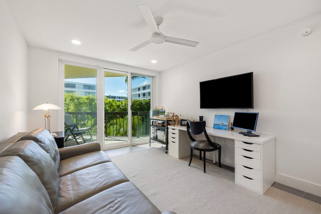 For Sale: $1,350,000 (2 beds, 2 baths, 1780 Square Feet)