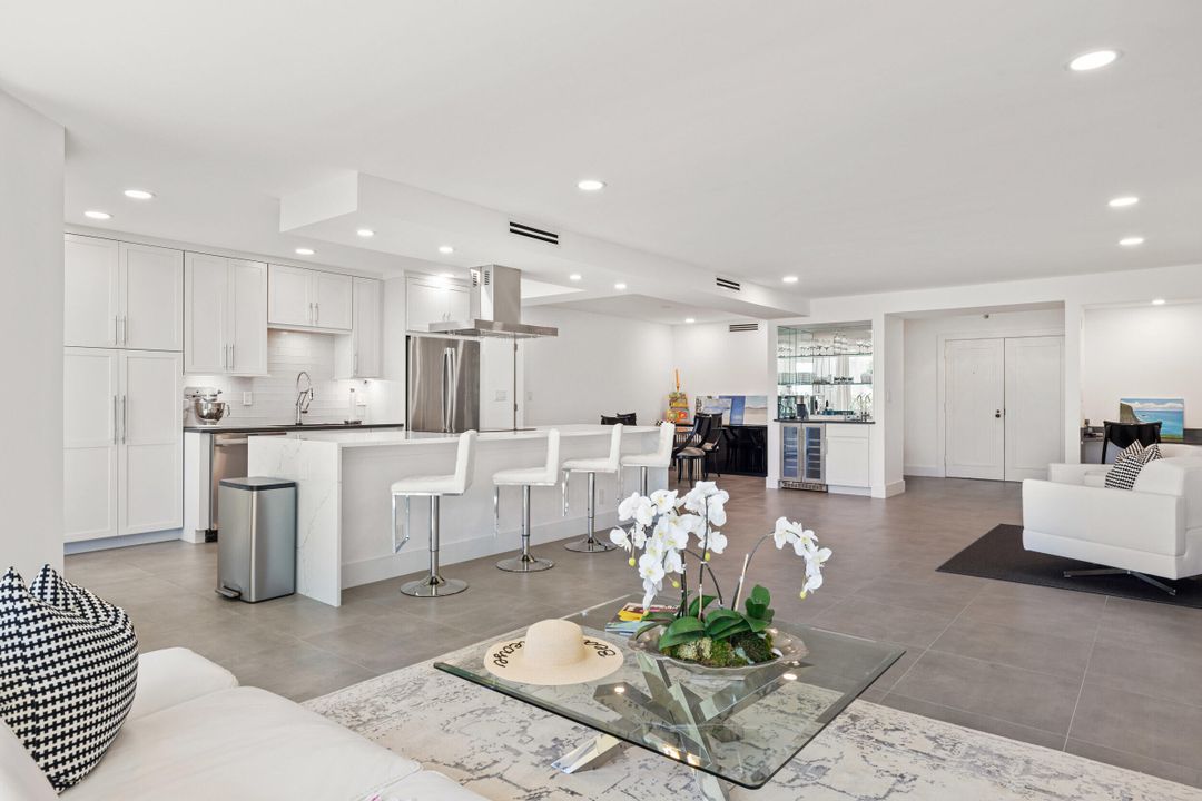 For Sale: $1,350,000 (2 beds, 2 baths, 1780 Square Feet)