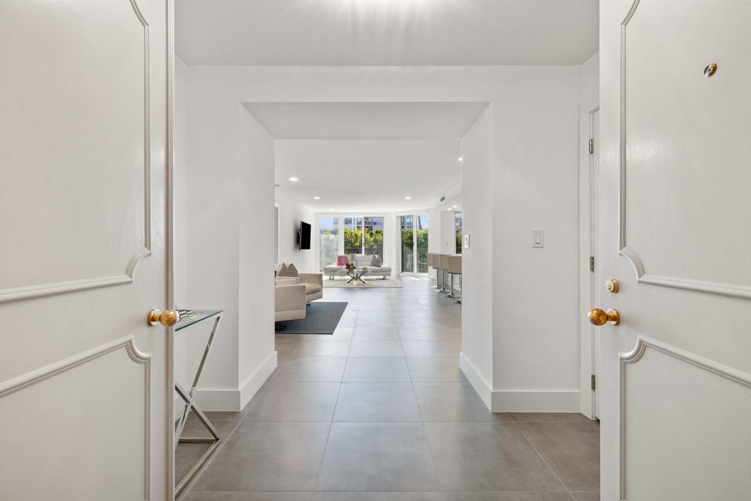 For Sale: $1,350,000 (2 beds, 2 baths, 1780 Square Feet)