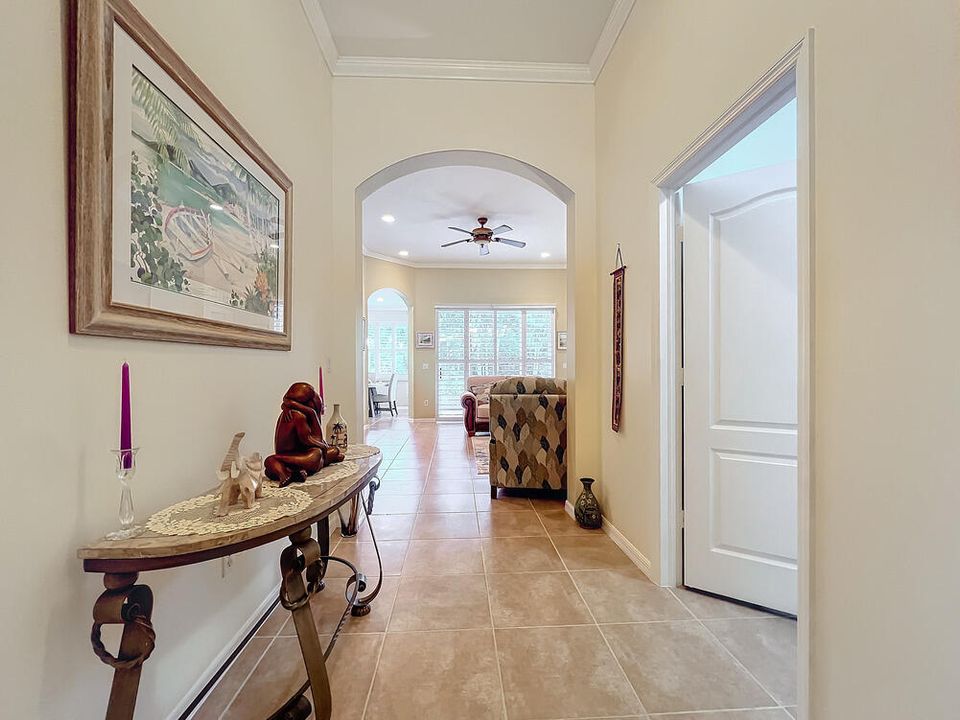 For Sale: $324,900 (3 beds, 2 baths, 1513 Square Feet)