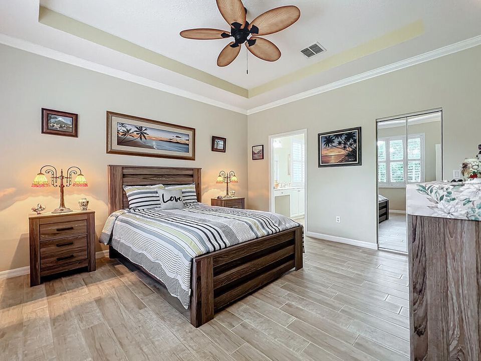 For Sale: $324,900 (3 beds, 2 baths, 1513 Square Feet)