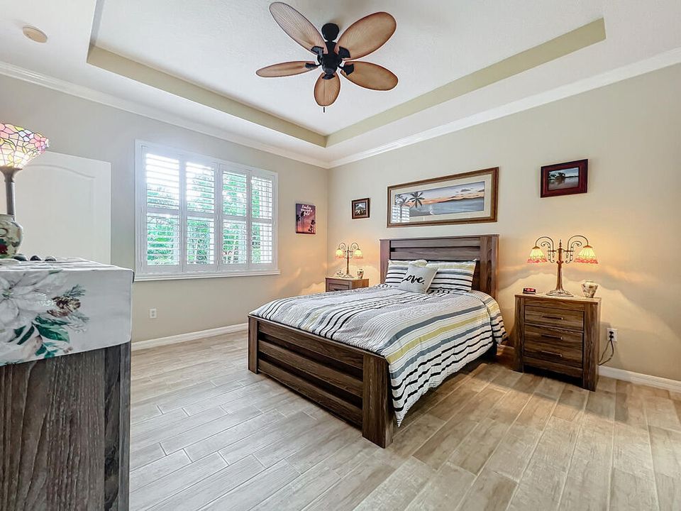 For Sale: $324,900 (3 beds, 2 baths, 1513 Square Feet)