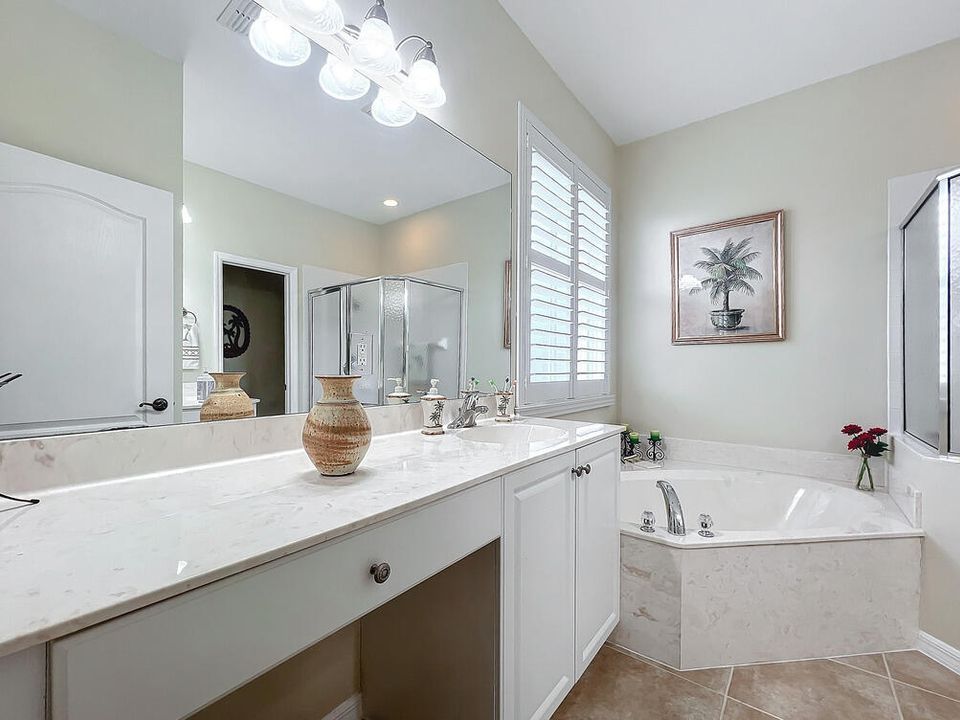 For Sale: $324,900 (3 beds, 2 baths, 1513 Square Feet)