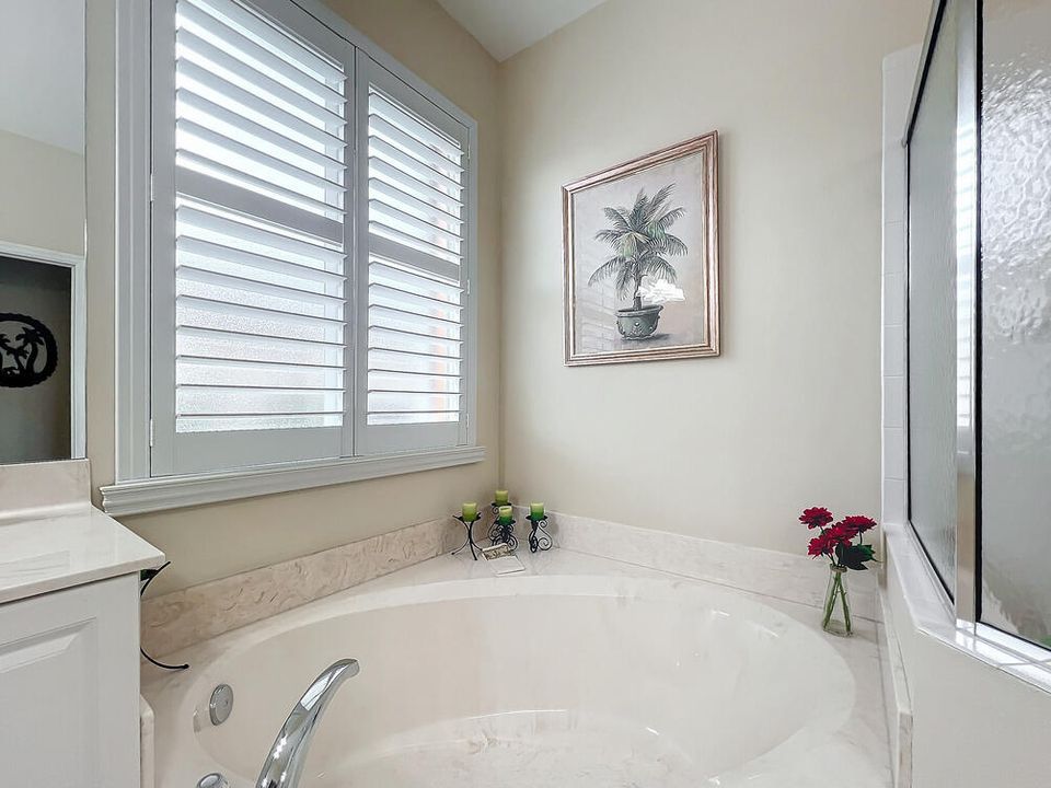 For Sale: $324,900 (3 beds, 2 baths, 1513 Square Feet)