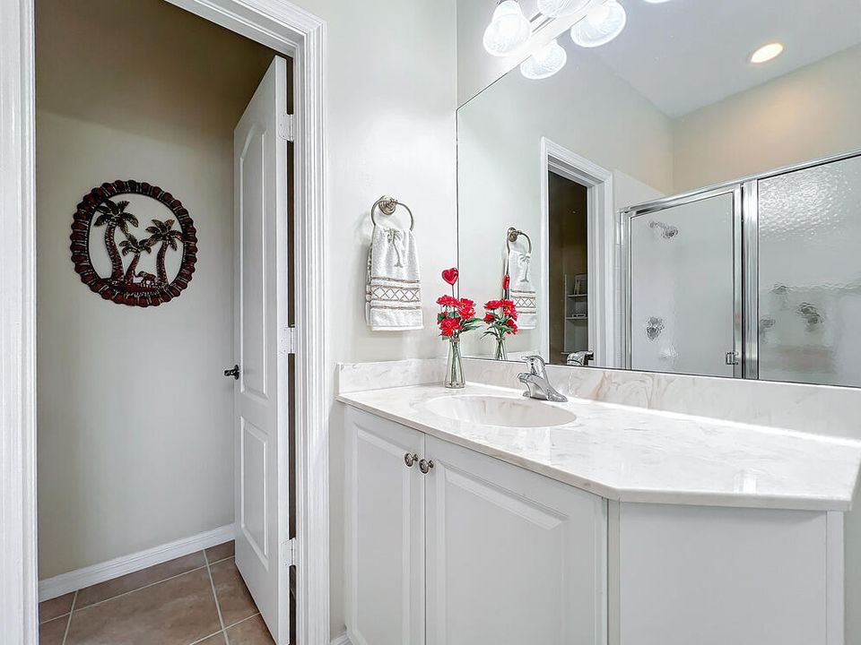 For Sale: $324,900 (3 beds, 2 baths, 1513 Square Feet)