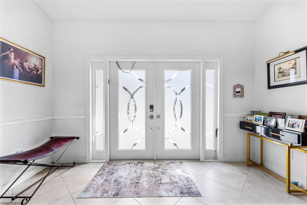 En Venta: $625,000 (2 camas, 2 baños, 2415 Pies cuadrados)