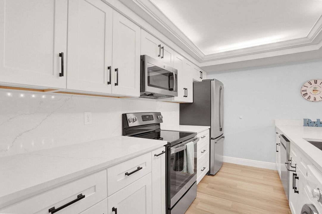 For Sale: $544,999 (2 beds, 2 baths, 1540 Square Feet)