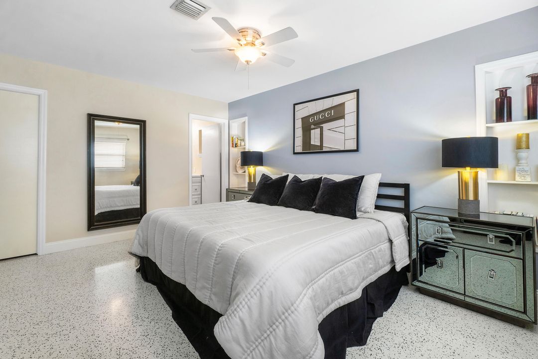 For Rent: $2,800 (2 beds, 2 baths, 1100 Square Feet)