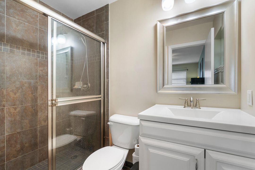 For Rent: $2,800 (2 beds, 2 baths, 1100 Square Feet)