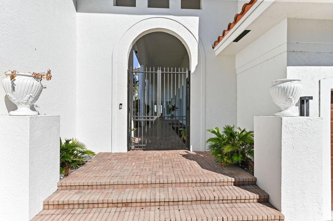 En Venta: $4,500,000 (5 camas, 4 baños, 3996 Pies cuadrados)