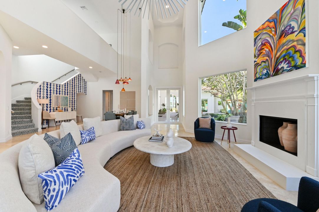 En Venta: $4,500,000 (5 camas, 4 baños, 3996 Pies cuadrados)