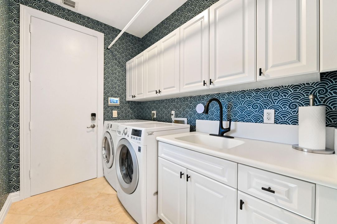 En Venta: $4,500,000 (5 camas, 4 baños, 3996 Pies cuadrados)