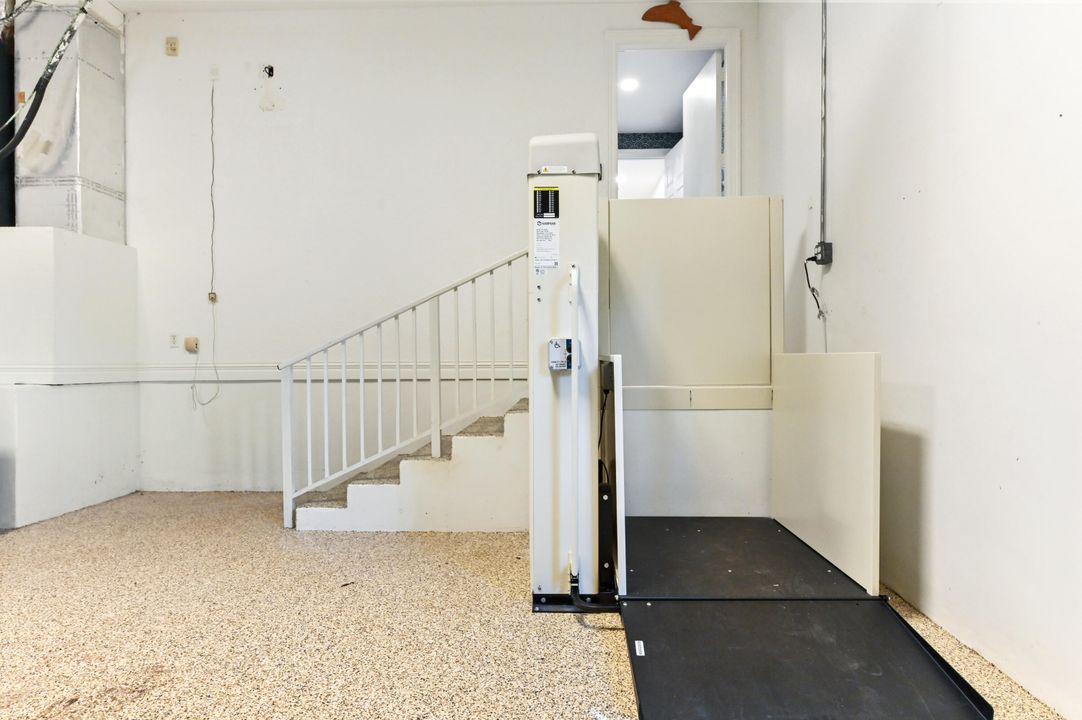 En Venta: $4,500,000 (5 camas, 4 baños, 3996 Pies cuadrados)