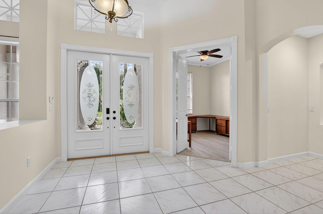 For Sale: $1,175,000 (4 beds, 3 baths, 3109 Square Feet)