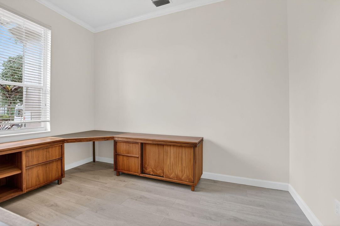 For Sale: $1,175,000 (4 beds, 3 baths, 3109 Square Feet)