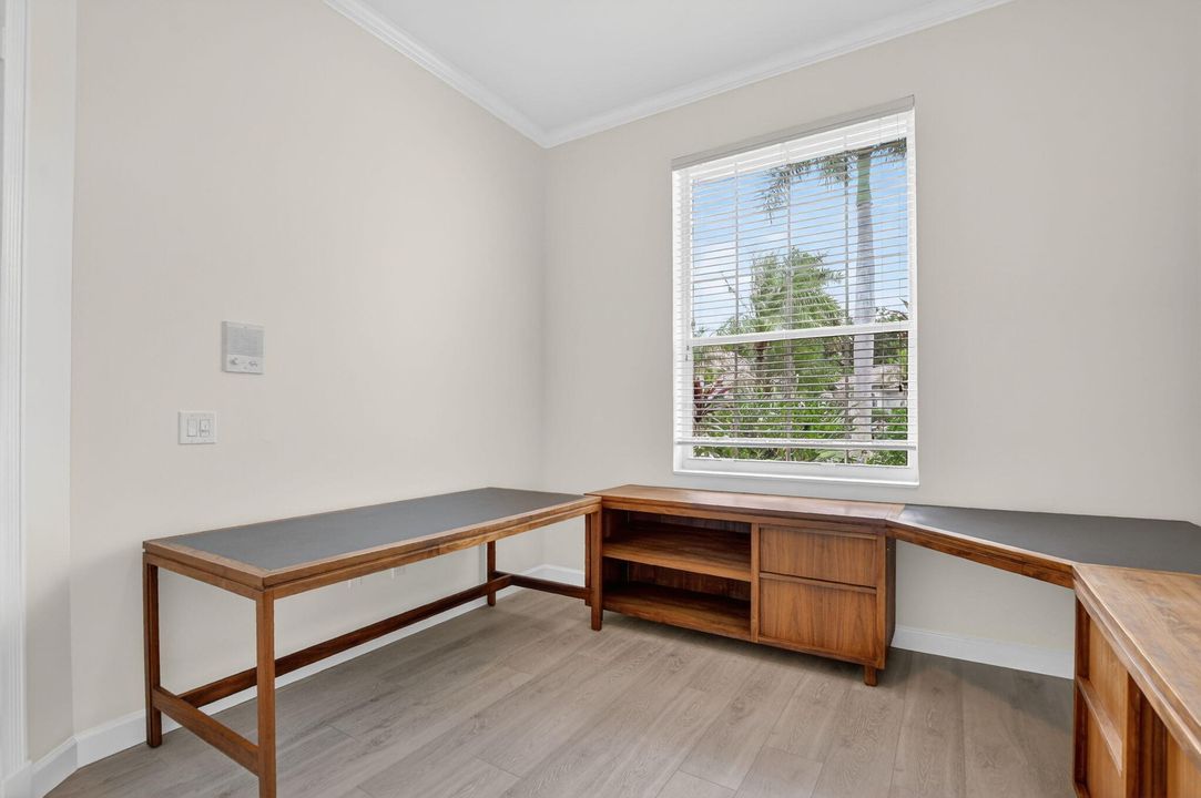 For Sale: $1,175,000 (4 beds, 3 baths, 3109 Square Feet)