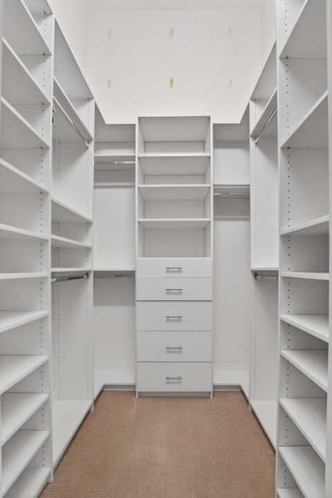 For Sale: $1,175,000 (4 beds, 3 baths, 3109 Square Feet)