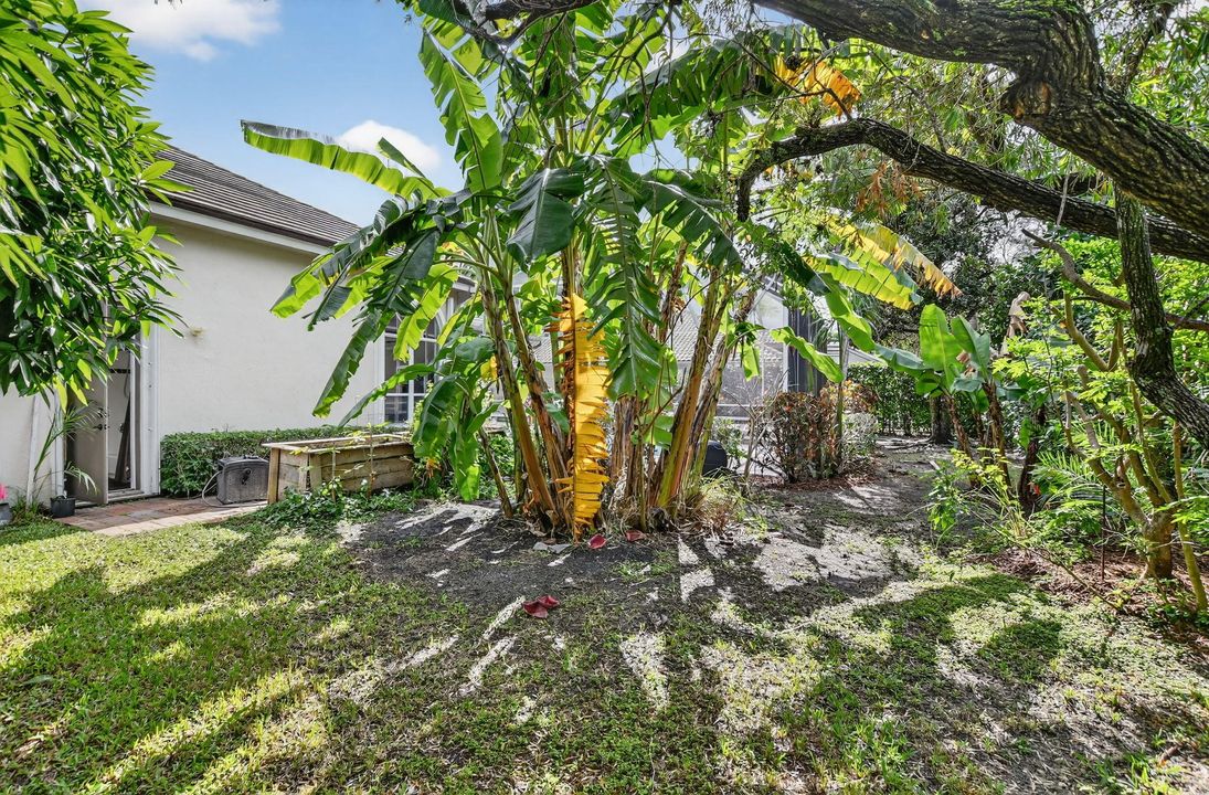 For Sale: $1,175,000 (4 beds, 3 baths, 3109 Square Feet)