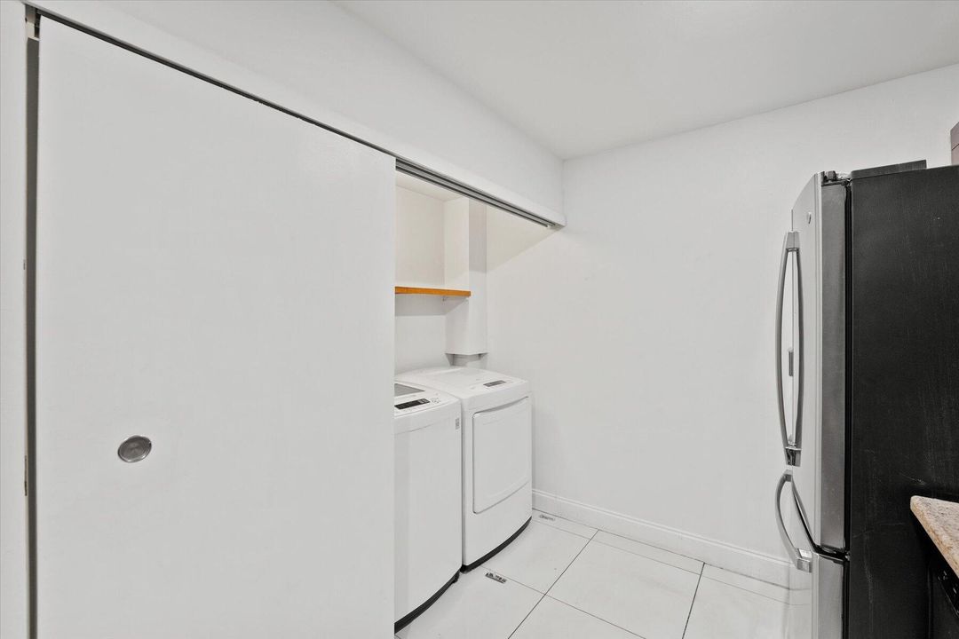 出租: $2,850 (3 贝兹, 2 浴室, 1646 平方英尺)