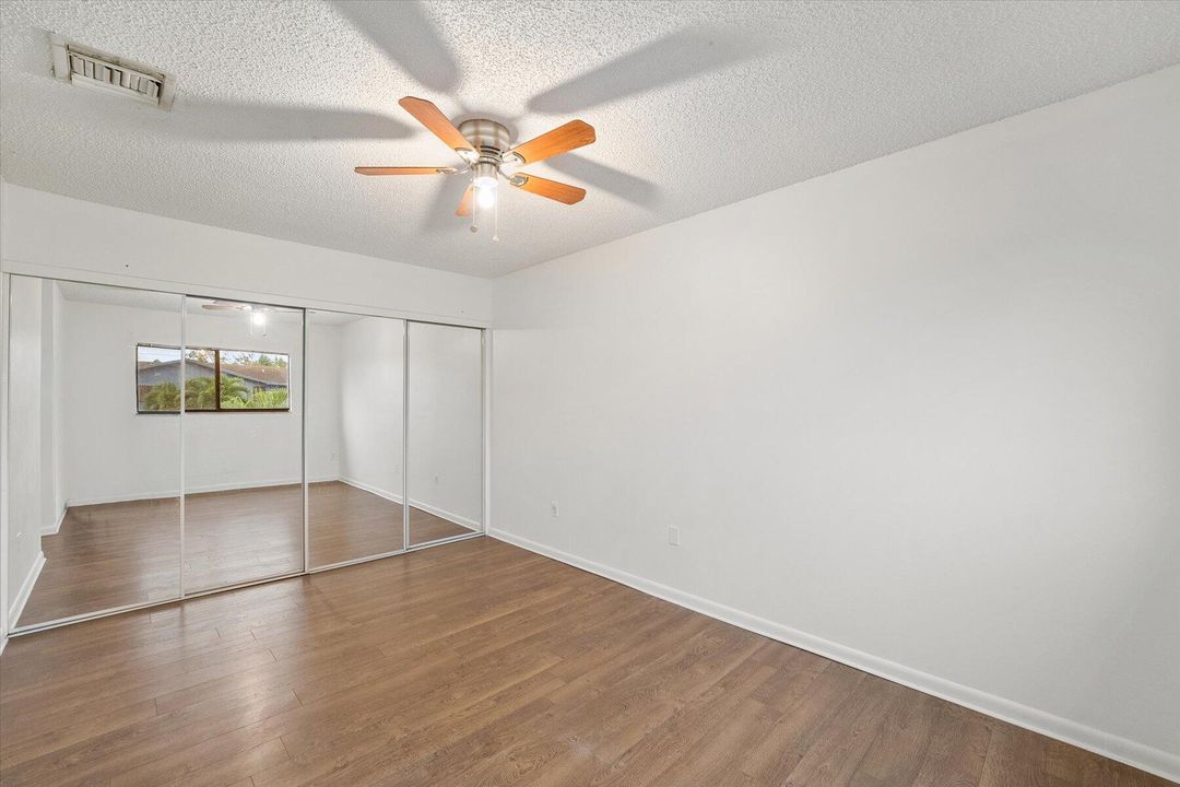 出租: $2,850 (3 贝兹, 2 浴室, 1646 平方英尺)