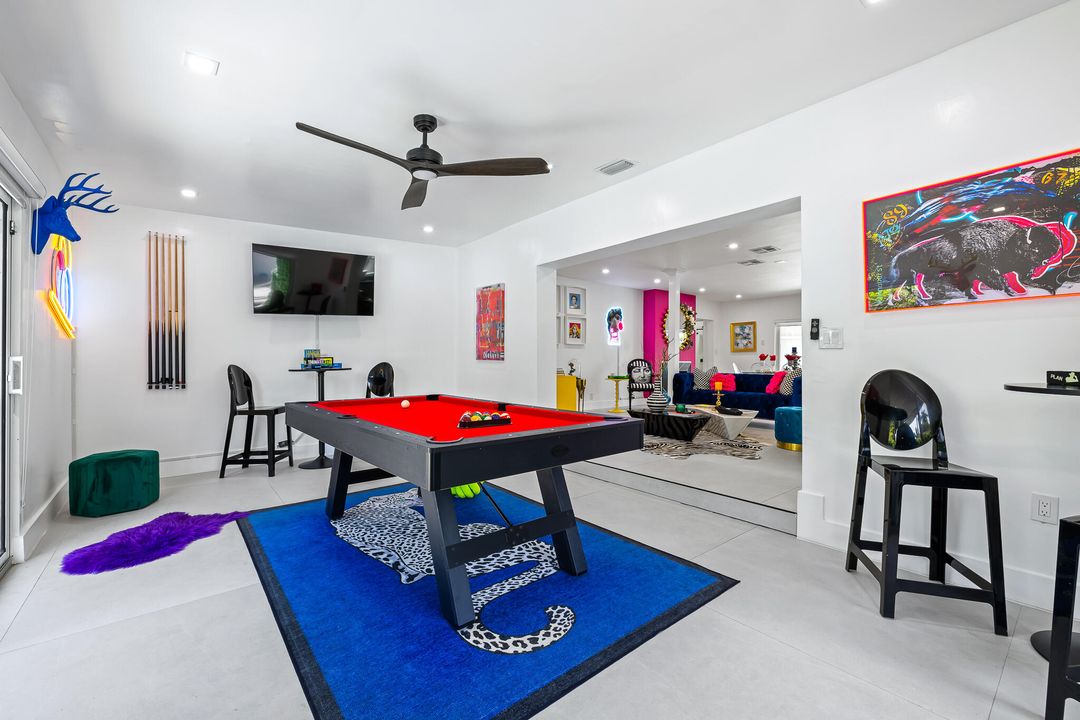 For Rent: $12,000 (4 beds, 3 baths, 2540 Square Feet)