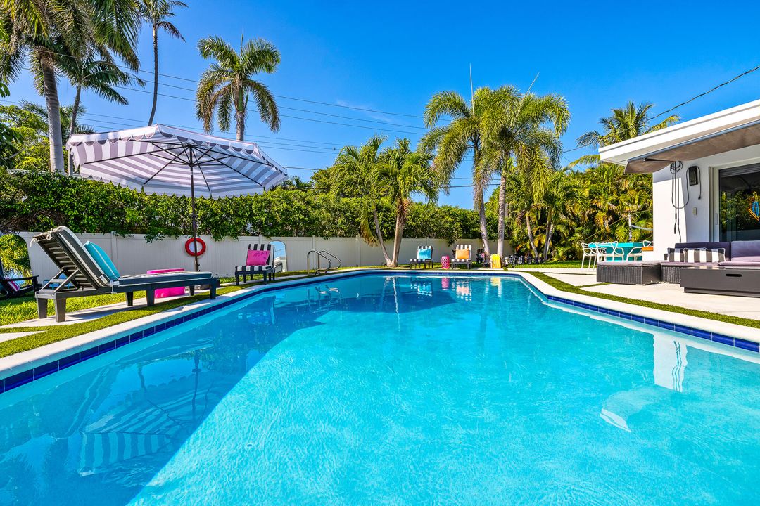 For Rent: $12,000 (4 beds, 3 baths, 2540 Square Feet)