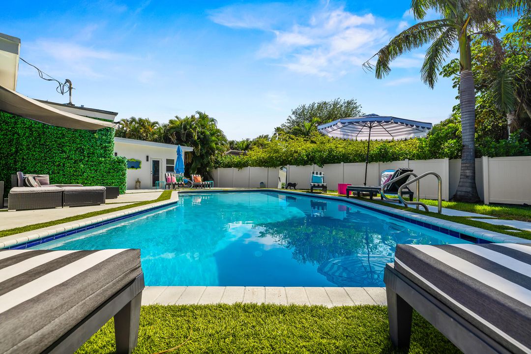 For Rent: $12,000 (4 beds, 3 baths, 2540 Square Feet)