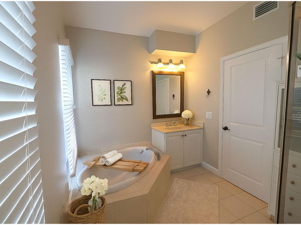 For Sale: $250,000 (2 beds, 2 baths, 1578 Square Feet)