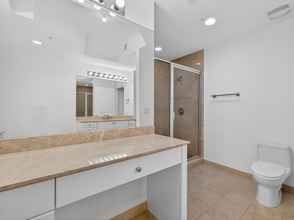 For Sale: $1,100,000 (2 beds, 2 baths, 1648 Square Feet)