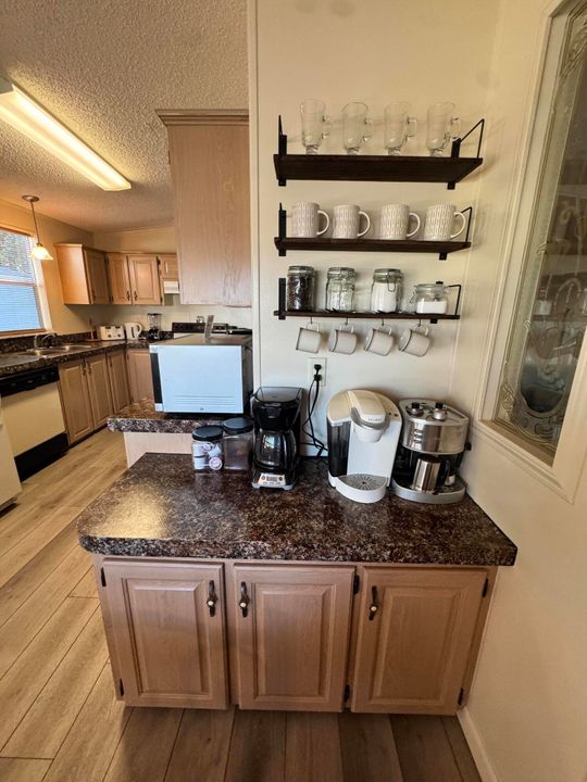 待售: $75,000 (2 贝兹, 2 浴室, 1200 平方英尺)