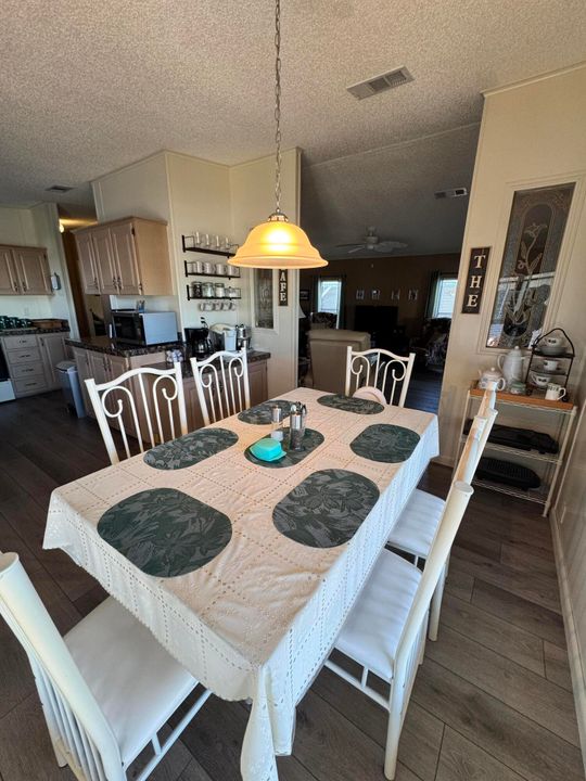 待售: $75,000 (2 贝兹, 2 浴室, 1200 平方英尺)