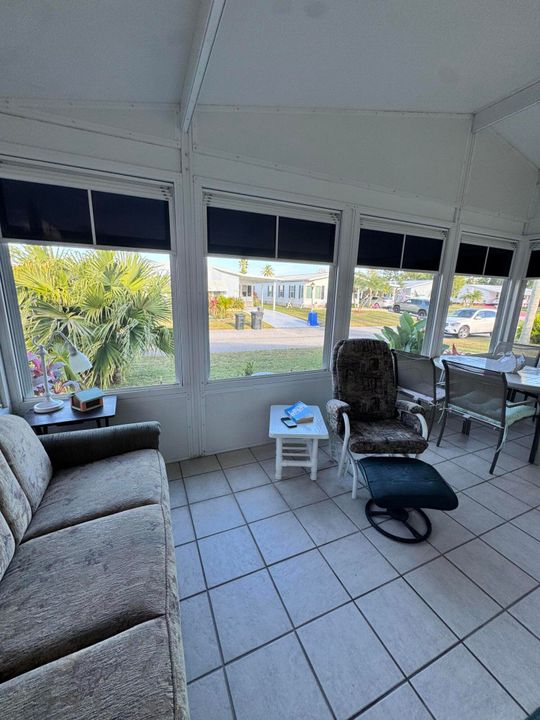 待售: $75,000 (2 贝兹, 2 浴室, 1200 平方英尺)