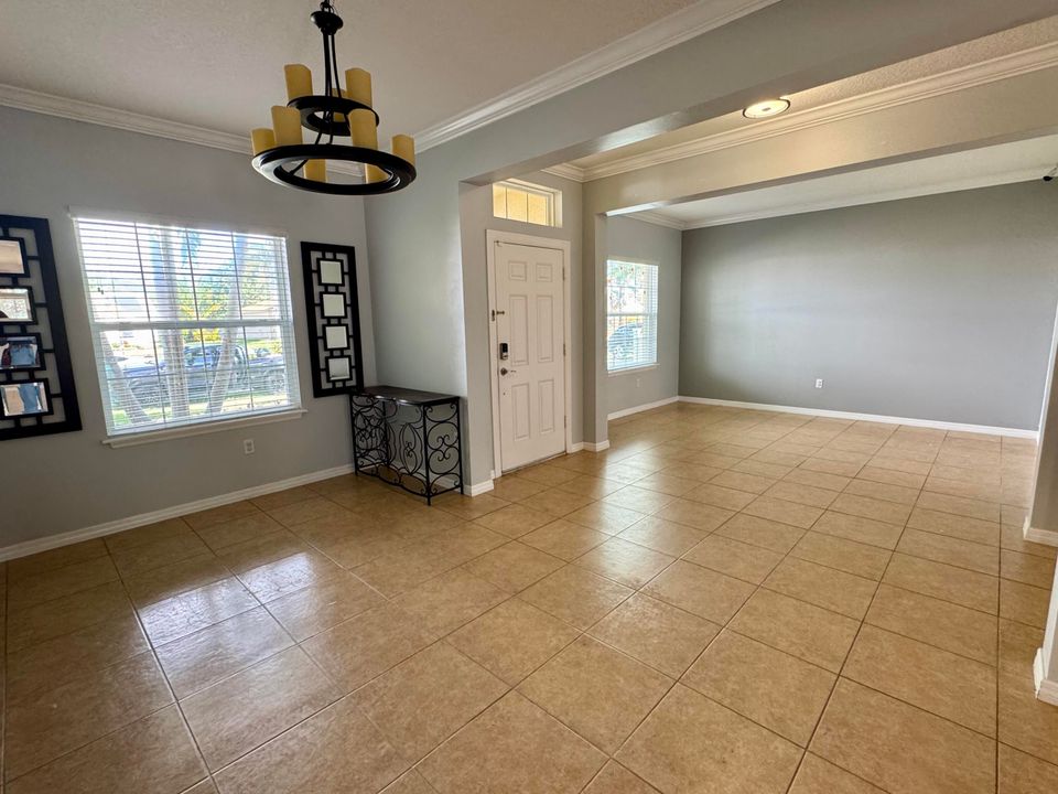 For Rent: $3,800 (4 beds, 3 baths, 2356 Square Feet)