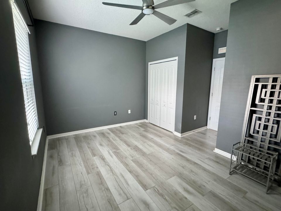 For Rent: $3,800 (4 beds, 3 baths, 2356 Square Feet)