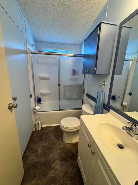 待售: $75,000 (2 贝兹, 2 浴室, 1200 平方英尺)