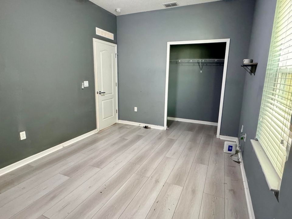 For Rent: $3,800 (4 beds, 3 baths, 2356 Square Feet)