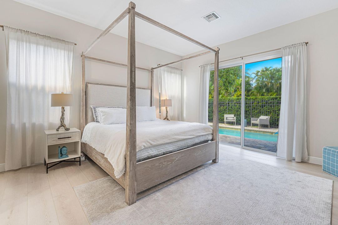 For Rent: $14,500 (3 beds, 3 baths, 2494 Square Feet)